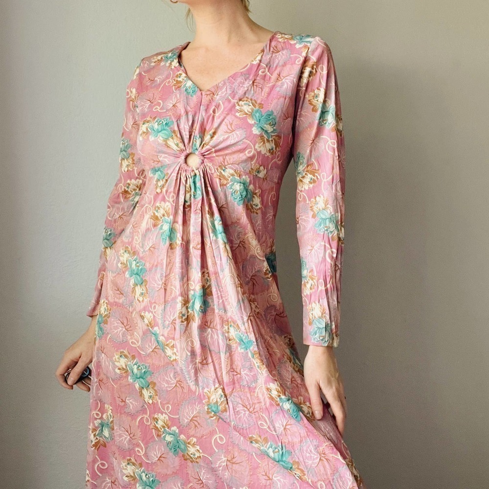 Vintage 1970s Artichoke Pink Floral Long Sleeve Keyhole Cutout Maxi Dress